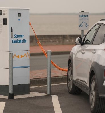 charging-station-5212924_1280